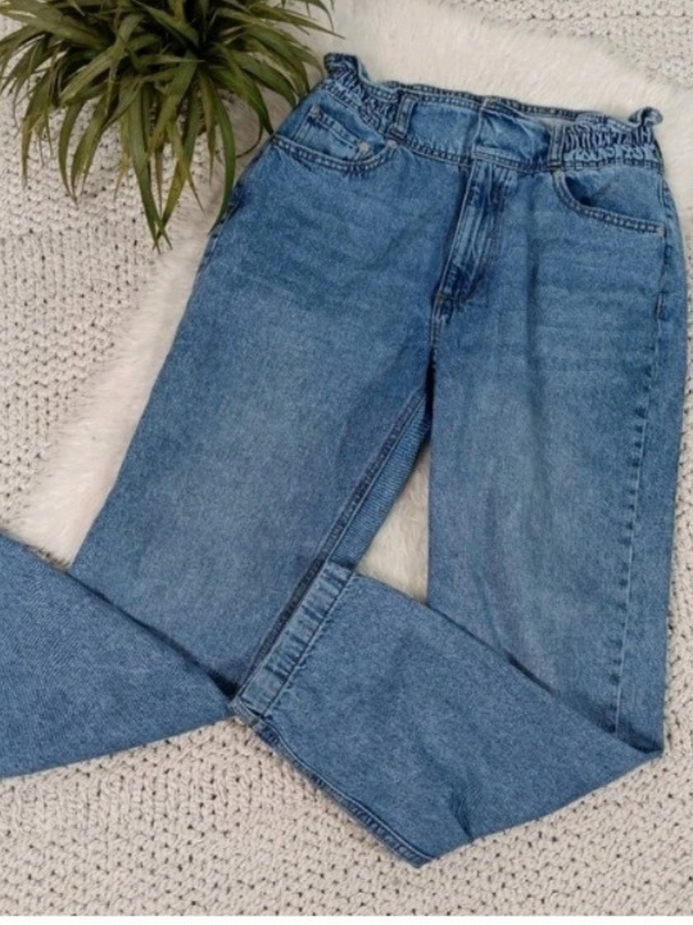 Forever 21 Women's High-Waist Paperbag Medium Wash Blue Denim Jeans, Medium